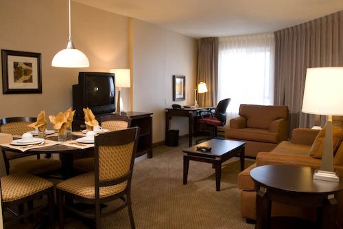 Les Suites Hôtel Ottawa